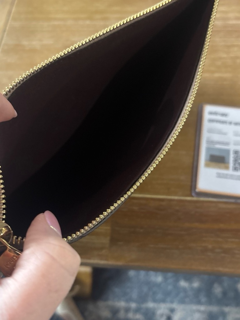 Louis Vuitton Turtledove Empreinte Pouchette - Picture 9 of 9